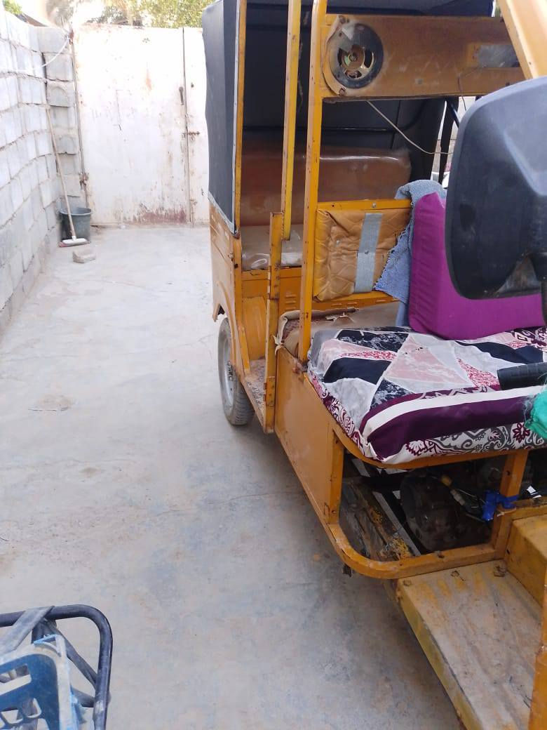 تكتك لبيع سعر مليون ربع محرك كير جديدات كربايات كله شغالات مابيه نقص كامله مكمله اني مكلف بل نشر هاذا رقم صاحبه *********** وراقه كامله
