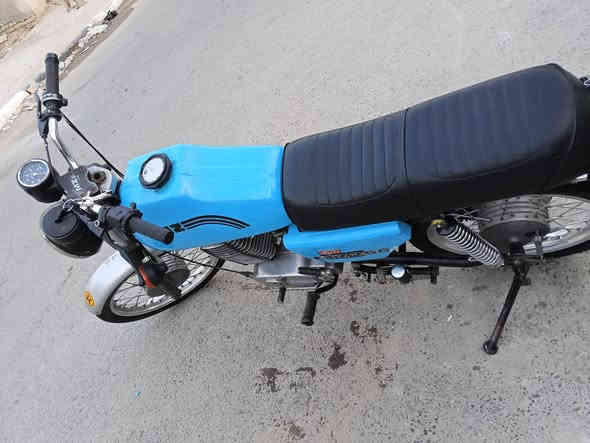 مرخصت صاحب الكروب ،،مديل 82 بدون بدون ،كصه 3 لحيم فقط بل خشم ، الدراجه ما عايزه اي شي كبل شغل او للشارع ،شراي اتصل ***********
