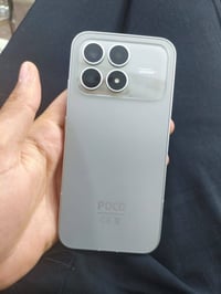 بوكو F8 برو • ٥١٢/١٢ • مستعمل أقل شهر