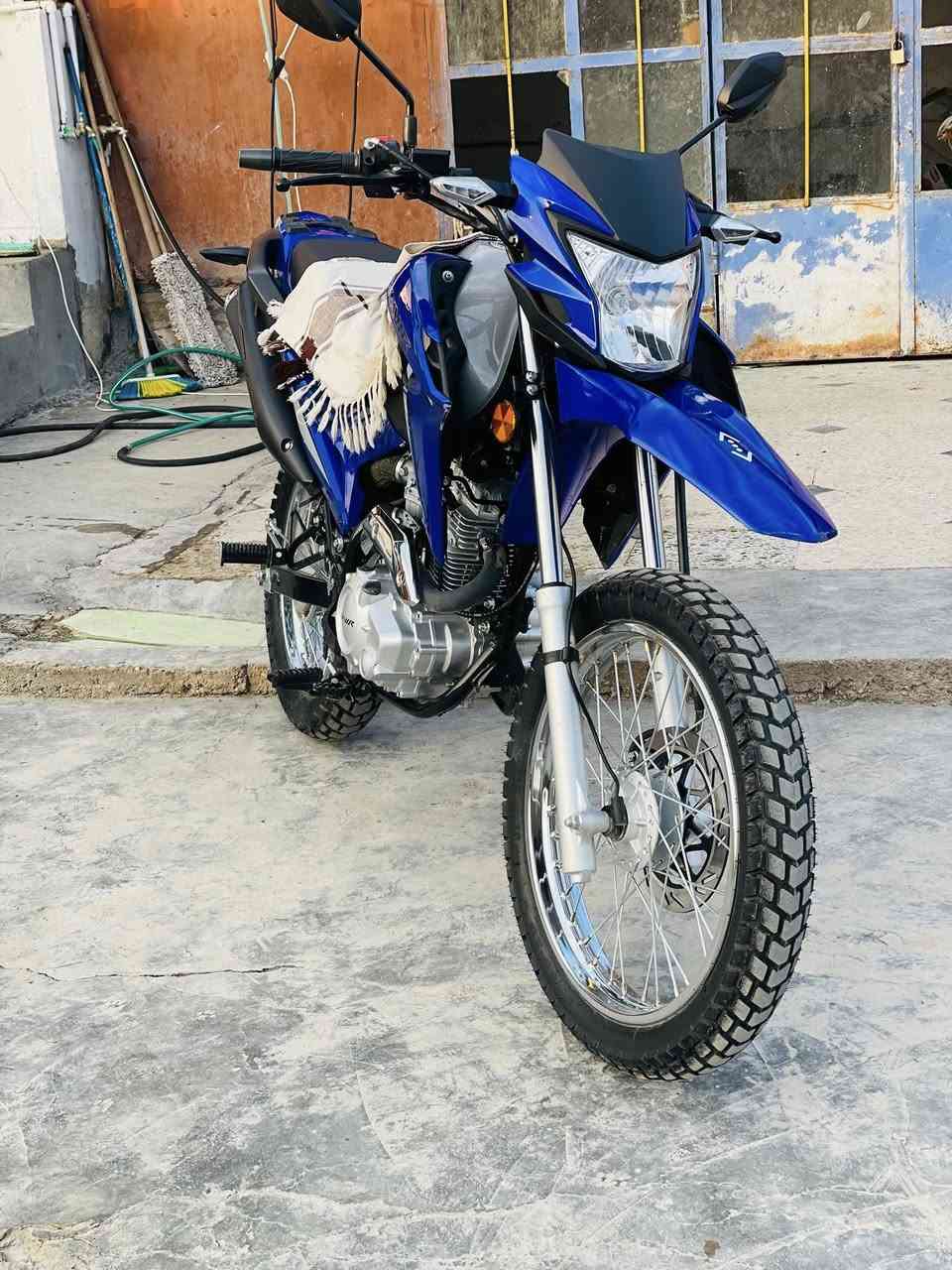 سلام عليكم موطور قفاز بعد جديد  مصله كثيرا من نشد سعره ع الخاص رقم موبايل ***********
