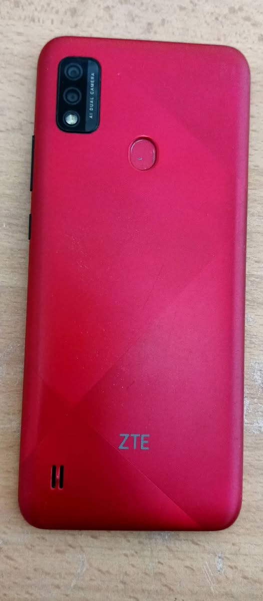 للبيع بالبصرة ZTE
الذاكرة 64GB رام 4GB

نظيف مية بالمية، مفرمت وجاهز للاستخدام

بدون خدوش، البطارية وكالة

الشاشه اصليه مابيهه كسر

السعر 80ألف نهائي

مكاني: [شط العرب/التنومه/] 

واتساب ***********

للشراي فقط رجاءً
