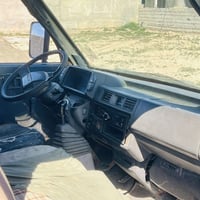 كيا بستا • ١٩٩٤ • العلم