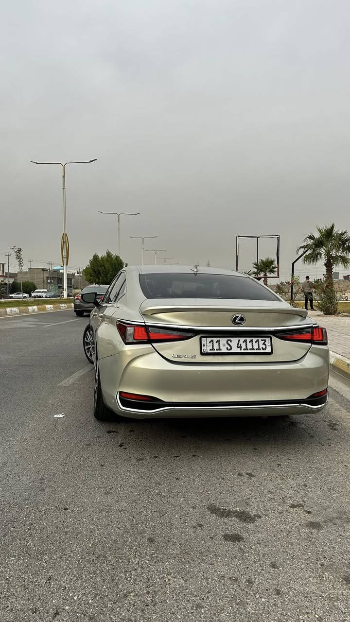 ES 300 هايبرد لكزس
🚨  حادث خلفي قبق جنطة وجاملغ خلفي بدون ايرباك 

الموديل 2022 🚨

محرك 2.5 اربعه سلندر هايبرد

المواصفات:
بصمة تشغيل 
فتحة سقف 
‎دخول ذكي ( 5 بصمات )
  
ماوس تحكم 
‎كشنات جلد 
‎كشنات كهرباء 
‎كشنات ميموري   
‎كشنات تدفئة+ تبريد
‎نقطه عمياء 
‎اوتو هولد 
‎هندبريك بصمه 
‎رادارات
‎اشاير بالمري  
‎شحن واير ليس   
‎التحكم التلقائي بالتكييف ثنائي 
‎نظام ماقبل الاصطدام 

‎نظام تثبيت السرعة
‎نظام رادار( القيادة الذاتية)     

 226$  🚨
‎🚨الفلوجة   
***********
