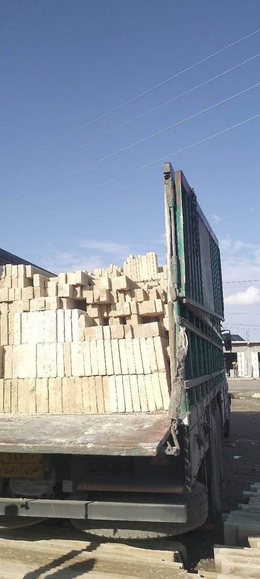 السلام عليكم يوجد لدينا حجر حلان انسب الاسعار  رقم الهاتف ***********
