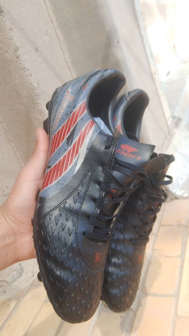 حذاء بالاصلي استاد قياس 43 ونص السعر بالخاص


**إذا كنت صاحب هذا الإعلان وتريد حذفه لأي سبب، رجاءا أرسل رسالة إلى الدعم الفني**