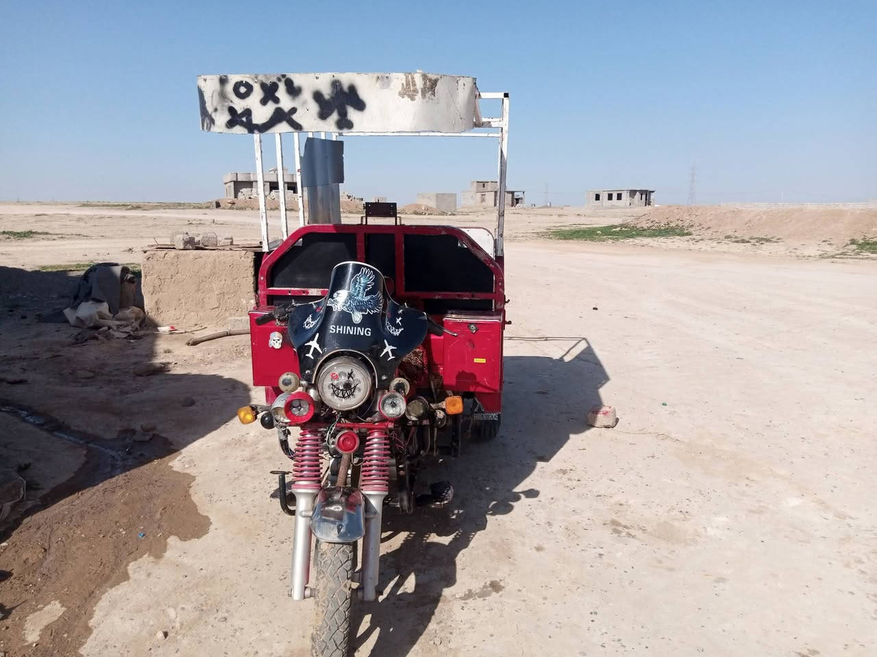 السلام  عليكم
ستوته للبيع موديل 17 محرك 19 كهربايات كله شغاله ماعيزه كلشي سلف شغال هندل شغال واي لحيم مابيه واتصل وتدلل ***********
