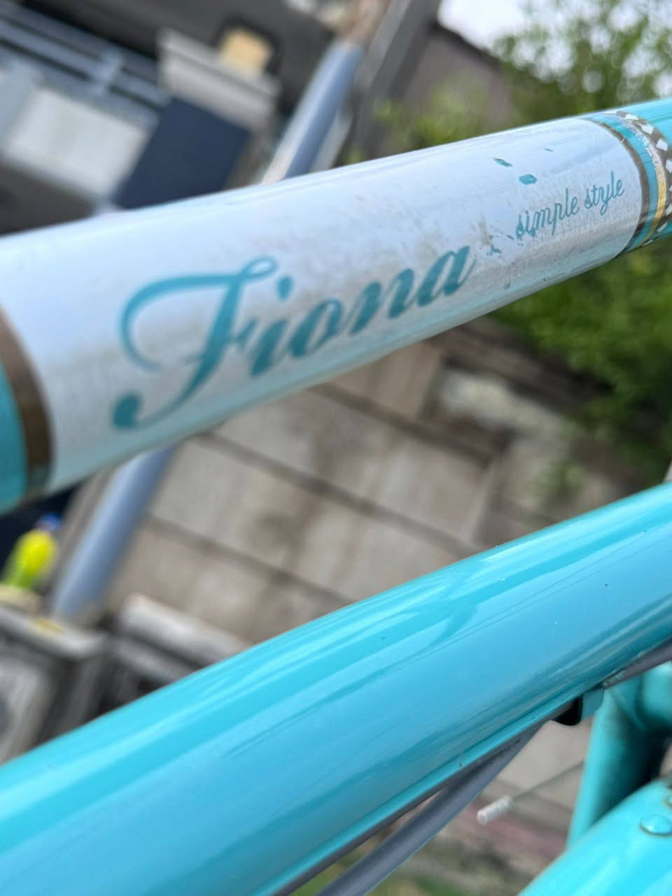 سلام عليكم بايسكل للبيع حجم 26
البايسكل جديد جدآآ لون مميز شركه مرغوبه
وياله مختم 2016 ختم شاصي كامل من كلشي
نازل رمبه قبل اسبوع تقريبا
السعر 135 وبيه مجال للطيبين
مكاني بغداد حي الجهاد
رقم الهاتف *********** متواجد واتساب 🩵
