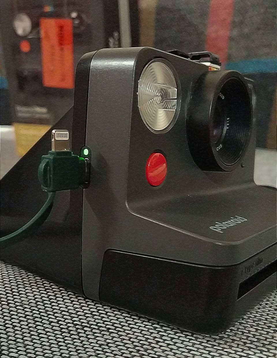 كاميرا فورية ملونة من  (الجيل الثاني ،
Polaroid Now Instant Camera Generation 2). وهي كاميرا تصوير فوري تجمع بين التصميم الكلاسيكي القديم لشركة بولاروايد والتقنيات الحديثة.{{ السعر ٦٥ الف }}


**إذا كنت صاحب هذا الإعلان وتريد حذفه لأي سبب، رجاءا أرسل رسالة إلى الدعم الفني**