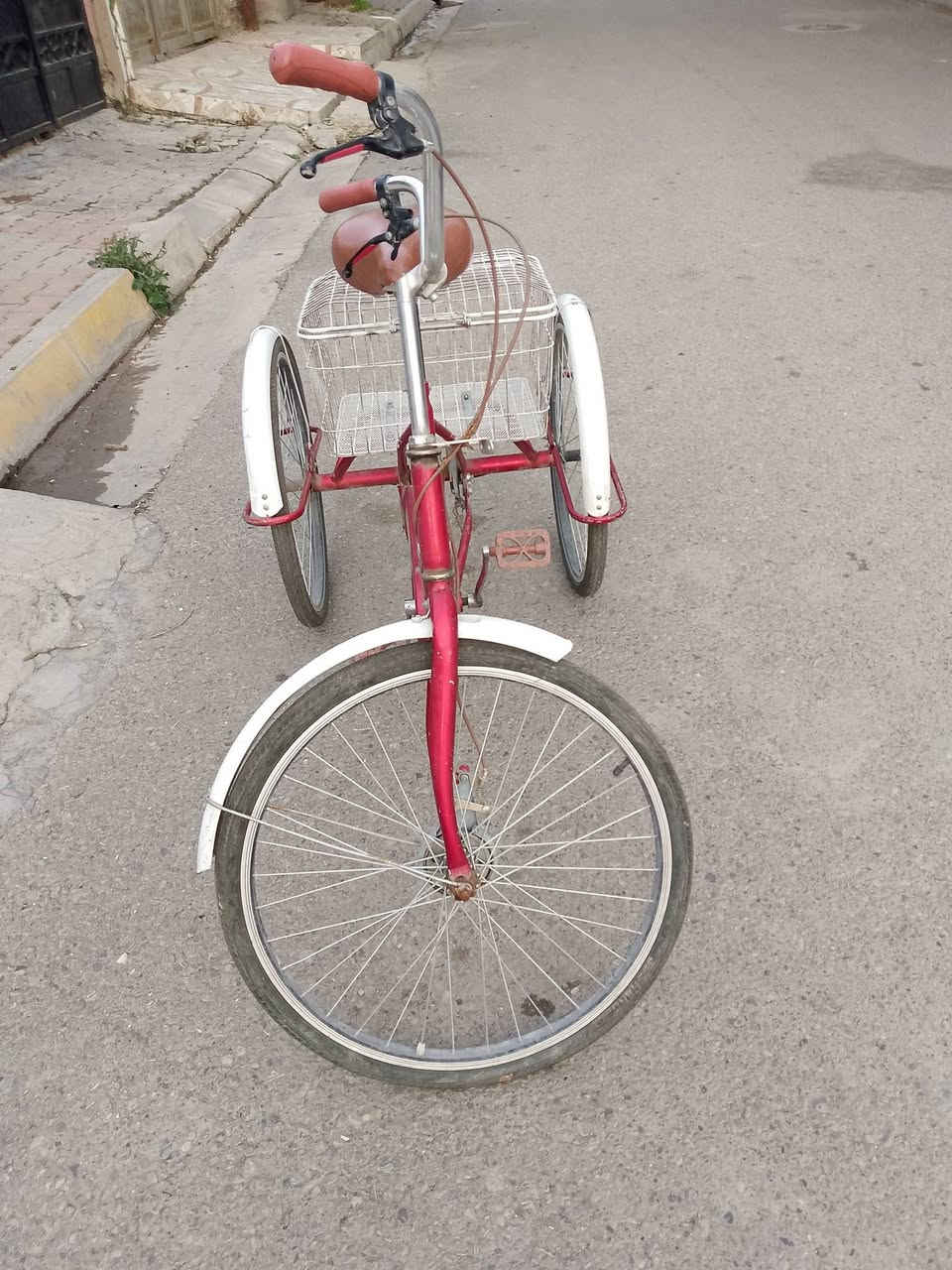 باسكل للبيع سعره 90 بي مجال قليل شراي تعال خاص


**إذا كنت صاحب هذا الإعلان وتريد حذفه لأي سبب، رجاءا أرسل رسالة إلى الدعم الفني**