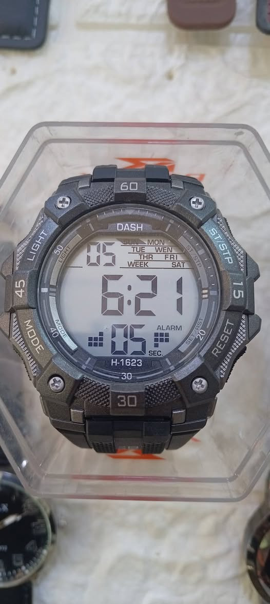 ساعات الكترونيه رجالي ضد الماء تاريخ كامل جرس كلوب سير ربل من عالم الساعات خانقين سوق الرحمان فرع مركز شرطة مجاور محل نبيل ملاعيب


**إذا كنت صاحب هذا الإعلان وتريد حذفه لأي سبب، رجاءا أرسل رسالة إلى الدعم الفني**