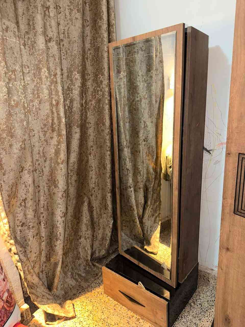 السلام .. عليكم  غراض مستعمله ونضيفه للبيع
غرفة نوم ايطالي 7 قطع
سياره
ماطور
بايسكل كبير وصغير
جربايه نفر 
التفاصيل والسعر خاص…مكاني سبع ابكار


**إذا كنت صاحب هذا الإعلان وتريد حذفه لأي سبب، رجاءا أرسل رسالة إلى الدعم الفني**