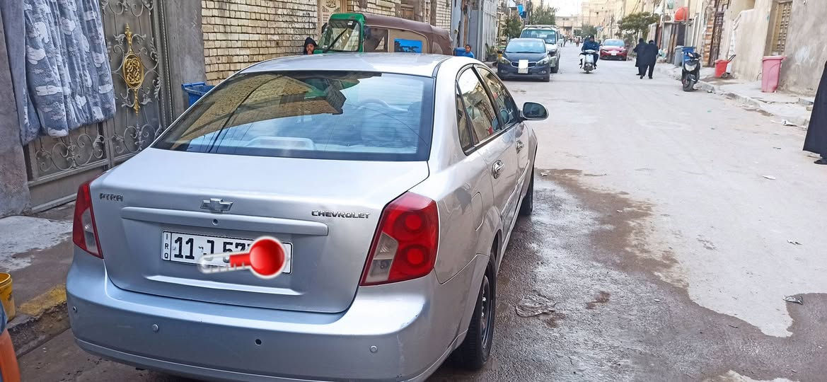 السلام عليكم اوبترا موديل 2009 اوتوماتيك مكينه خير من الله وكير خير من الله صدر جديد امامي خلفي جديد سياره جديده بيها طخه بسيطه  بل بابين مأشر بيها بل صوره الخلفي والعبري والباقي  بيها رش صبغ ابيعلك احزام وبيها طخه بل حوض ما واصله جوه بس بدايه الحوض يرادلها بس دوشمه السعر68
الرقم***********
