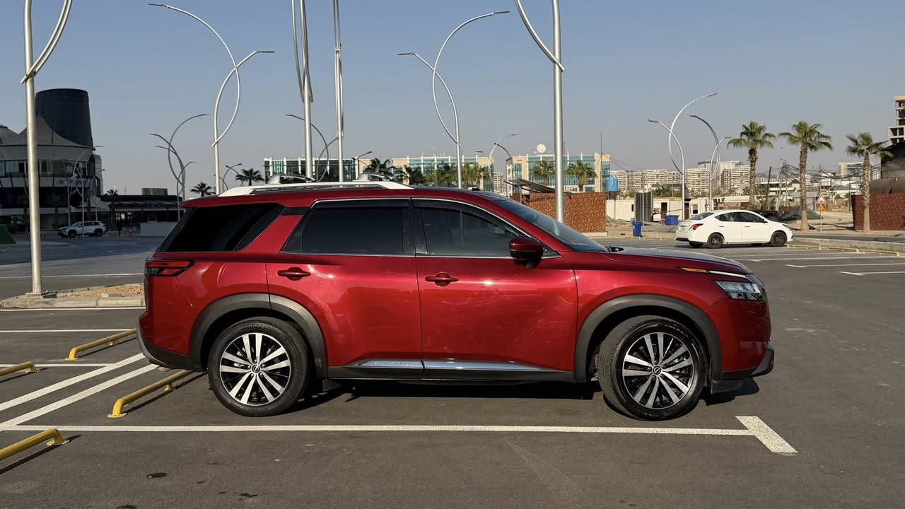 2023 Nissan Pathfinder, Platinum 4Wa

✅ Platinum ✅

سقف بانوراما 

بصمة تشغيل

بصمة ابواب

اناره محيطيه كل داخل سياره 

تشغيل عن بعد(Remote Start)

صندوق شفط كهربائي 

رادار امامي (تحديد مسار)

رادار جانبي (نقاط عمياء)

رادار خلفي (تحذير من الاصطدام)

حساسات امامية+ خلفية

دفع رباعي 4WD

اوتو بارك Auto Park

كاميرات 360°

كشنات جلد بلادي ✅

كراسي منفصل 

كشنات ميموري

كشنات تدفئة

تبريد قطعتين لمس

تحكم وضعيات القيادة...Drive Modes 

شفتات + تحكمات استيرن 

هيتر استيرن

Apple Car Play

Android Auto 

هاند بريك بصمة

اوتو هولد Auto Hold

اوتو ستارت Auto Start

اوتو ستوب Auto Stop 

مانع انزلاق+ABS

شاشة كبيرة لمس+كاميرا

منافذ AUX+USB

وبقية المواصفات المعروفة

السياره رقم اربيل 

اربع قطع  بيها صبغ فقط  حذثها تخريب . بچمها كبس اغراضها كلها الاصلية  ، ايرباكات كلها سليمة 

كتاب تظليل 

سعر البيع  وبيها مجال للطيبين عل واتساب الشاري يتصل ويدلل 
موجوده باربيل  ***********
