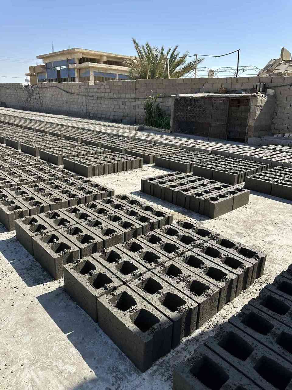 موزع بلوك الفلوجه الرئيسي ابو 12ابو 15 ابو 20 الاتصال الارقام *********** /***********
