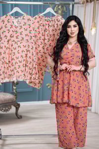 تراك نسائي • فري سايز • خامة كريشة