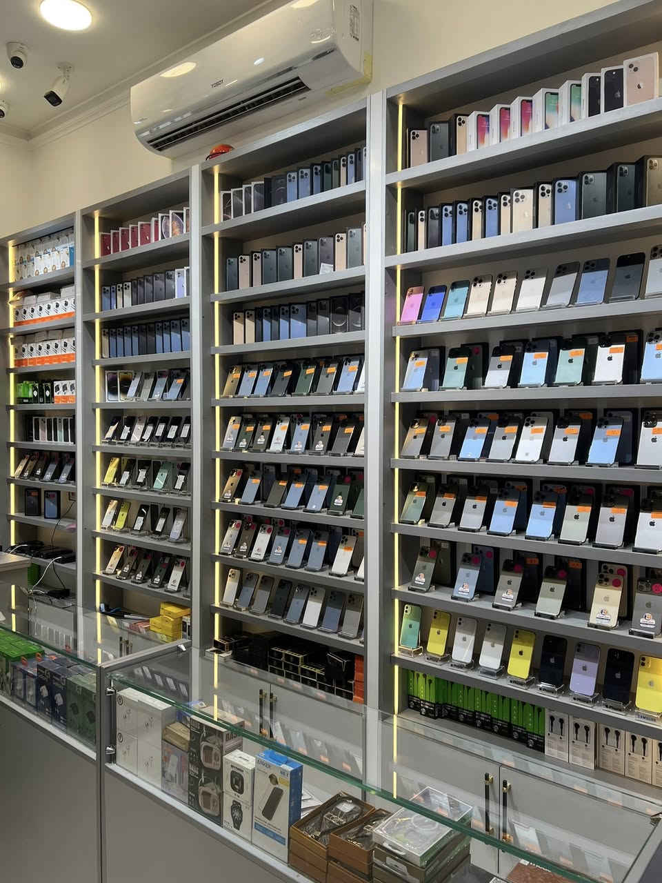 عالم الجوال # البيع بالنقد والتقسيط لحاملي ماستر كارد الرافدين #الناصرية الحبوبي فرع مكاتب العقار داخل الفرع مجاور عيادة سونار الشفاء 
واتساب *********** الرجاء الأتصال عبر الواتساب
