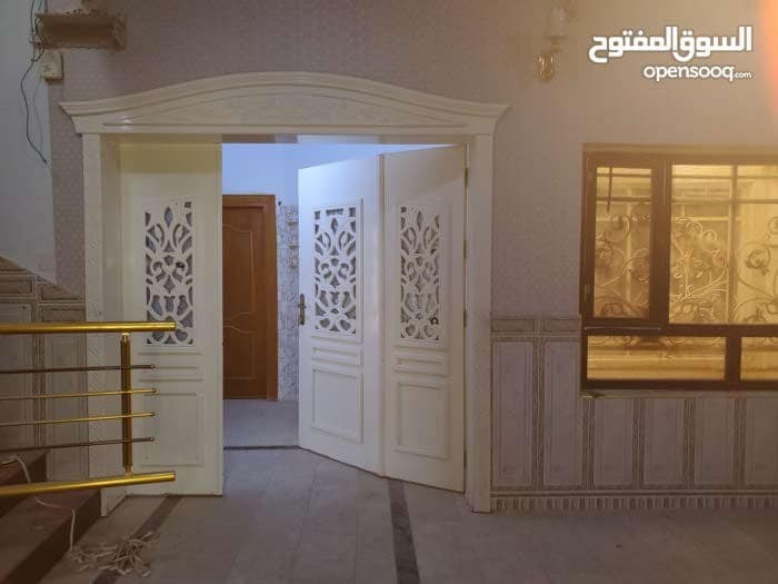 يعلن مكتب المرتضى للعقارات عن توفر
بيت طابق واحد للبيع ، في ياسين خريبط ، الزون الثاني
طابق واحد ، بناء 2018
المساحة / 200 متر
الواجهة / 10 متر
النزال / 20 متر
يحتوي على / غرفتان وصالة واستقبال ومطبخ وكراج وصحيات
سعر البيت / 350 مليون

توجد لدينا عروض اخرى
للأستفسار الاتصال على الارقام التالية
 *********** - ***********
نستقبل كافة العروض والاعلانات نشرها وترويجها مجانا
عنوان المكتب / الجنينة / شارع جامع الكرناوي / مقابل فتافيت سنتر
