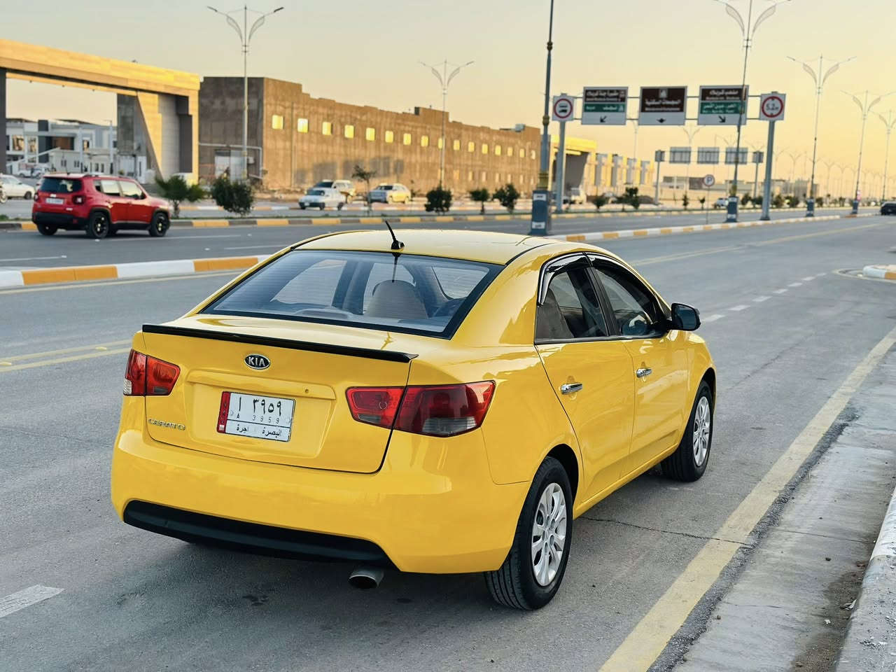 السلام عليكم للبيع سيراتو مديل 2010 السعر 82 وقابل التفاوض وارد خليجي مكفوله كفاله عامه من كلشي شرط السونار الاستفسار *********** السياره جديده وحلوه سنويه الغايه 2028 الانتهاء مشروع وظني مصفره هيئه  وغرامات مكينه وكير مكفولات حداديه جديده ومكينه جديده مكينه 1600 دوش دكشن عالي مكاني كربلاء المقدسه
