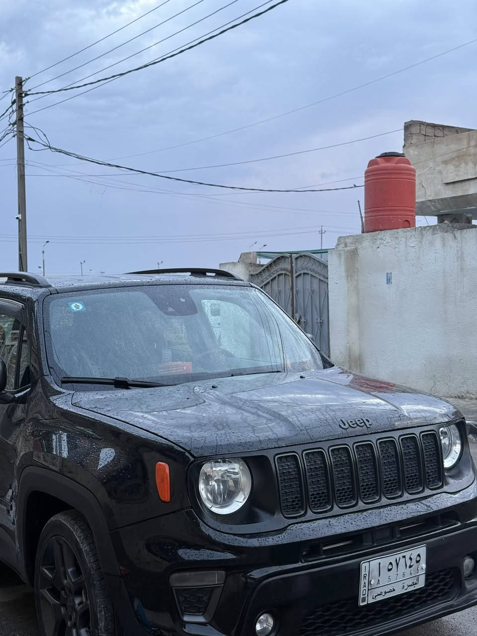 لبيع سيارة: جيب رينجيد
الضرر: خشم الجاملغ وخشم اللنيد راجعات بارد 
•الرقم: بصرة بأسمي 
•الايرباكات: سليمة
 الشواصي سليمة

•المواصفات :
▪️السيارة: رينجيد
▪️الموديل: 2021
▪️المحرك: 2400
▪️العداد:50 كيلو وقابلة للزيادة 
▪️حجم الويل: ويل كب حجم 17 مع تخم تاير جديد 
▪️قمارة حديد
▪️حساسات خلفية 
▪️حساسات ورادارات الانحراف عن المسار
▪️حساسات ورادارات الاجتياز الجانبية (نقاط عمياء)
▪️كامرة خلفية اصل
▪️غرفة السيارة : كشنات السيارة مخمل 
▪️شاشة الدشبول حجم كبير للتحكم بايعازات السيارة
▪️بصمات عدد 2 للابواب مع بصمة تشغيل
▪️تبريد قطعتين امامي وخلفي
▪️تحكم ستيرن جهتين بلوتوث وحاكية وكروس سرعة وتحكم صوت 
▪️نظام ABS مانع انزلاق
▪️السيارة فول مواصفات عدا الفتحة، جديدة وبوضع الشركة .

السعر المطلوب: 140 مع المجال قليل 
 
الاتصال على ***********
