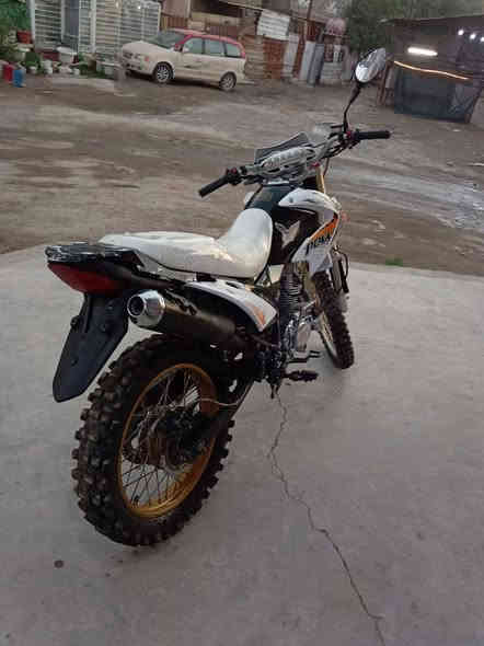 السلام عليكم
دراجه قفاز للبيع مكينه ربع شلعه ومعدل خير من الله لايت بك لايت اشاير كله شغاله 
السعر:925 وبيها مجال
العنوان: بغداد الشعب شارع الصحه
الرقم: ***********
