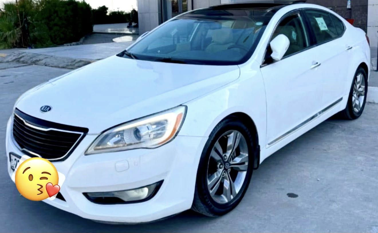 السلام عليكم 
كيا كادينزا 2011 خليجي ابيض صدفي السيارة ماشية 142 الحمد لله نظيفة مكفولة من الحادث والضربه بيهه فقط صبغ دعاميات لان جان بيهه شوية مثل النمش وبيهه بارد بسيط بمقدمة البنيد فقط وبارد كم اصبع يم الهلال مال جاملغ الخلفي فووول مواصفات بانوراما بصمة تحكمات مري شفط اشاير مري حساسات كامرا بردة خلفية شادلهه منظومة زنون سعرهه 300 ومنظومة تبريد بالله كلفت بال600 الف قبل كم شهر سويتهه كلهه جديده تبريدهه خير من الله تاير وويل جديد فيت بيم عبوة كاملة ومسطرة نوزلات جديدة وتعرفون سعر النوزلات مالتهه شكد وتخم بلكات السيارة اسخدامي الشخصي رقم اربيل الجديد تريد تحويل تريد وكالة حاظر مكان السيارة بغداد السعر 117 وبي مجال 
الرقم ***********
