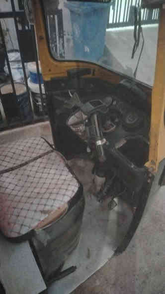 تكتك باجاج موديل 15 شهر ال12 يعني 16 تترقم اوراق اصليه تكتك بلاديه حلوة مكينه جديدة السعر 2300 تراي مال عشرين رقمي *********** او *********** اتصل لاتراسل غير متواجد علئ الفيس
