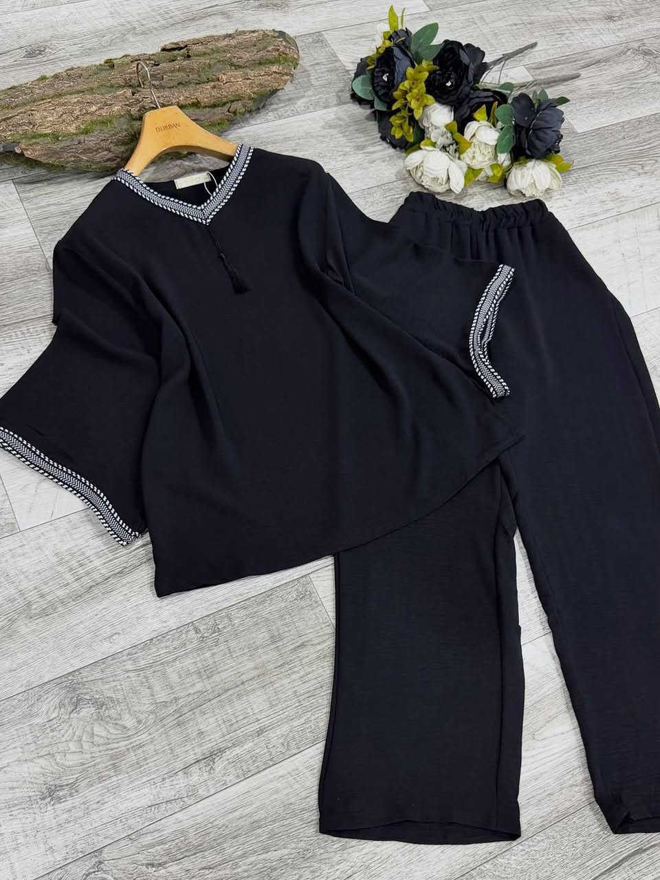 فيولا.. الأناقة والراحة تبدأ من بيتكِ! ✨
#تراك_نسائي_سسسادة_أيروبين 
#السسسسسسعر_صااااااااااااارت_قطعة_10ألاف 🫰🏻
القياس _2xl_3xl✌️
الخامه ايروبين درجه اولى💐
التوصيل الفين دينار داخل قضاء المسيب
التوصيل محافظات 6ألاف


**إذا كنت صاحب هذا الإعلان وتريد حذفه لأي سبب، رجاءا أرسل رسالة إلى الدعم الفني**