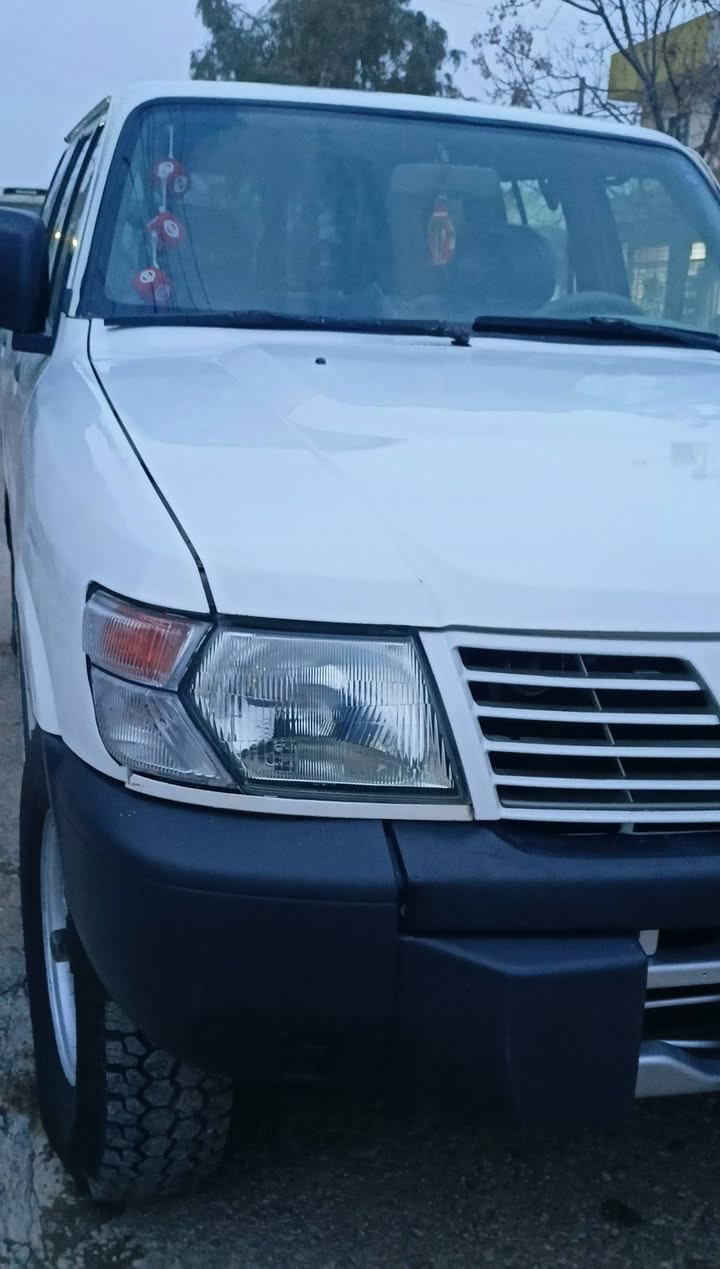 پترۆڵ مۆدێل 2001 کوێر ڕەقەم سلێمانی ناوی نیە لەحاسیبە سەیارەکە نمونەیە لەجوانی هەموگیانی لەسەر بیلاد ماوە ناویو دەرەوەی زۆر بەجوانی ماوە سبوخی نیە ساردی نیە دینارێ مەسرەفی تیانیە چوارتایەی تازەی لەژێرە 
سعری 135 کەمێ مەعامەلە 
شوێن چەمچەماڵ 
ژ.م ***********      ***********
