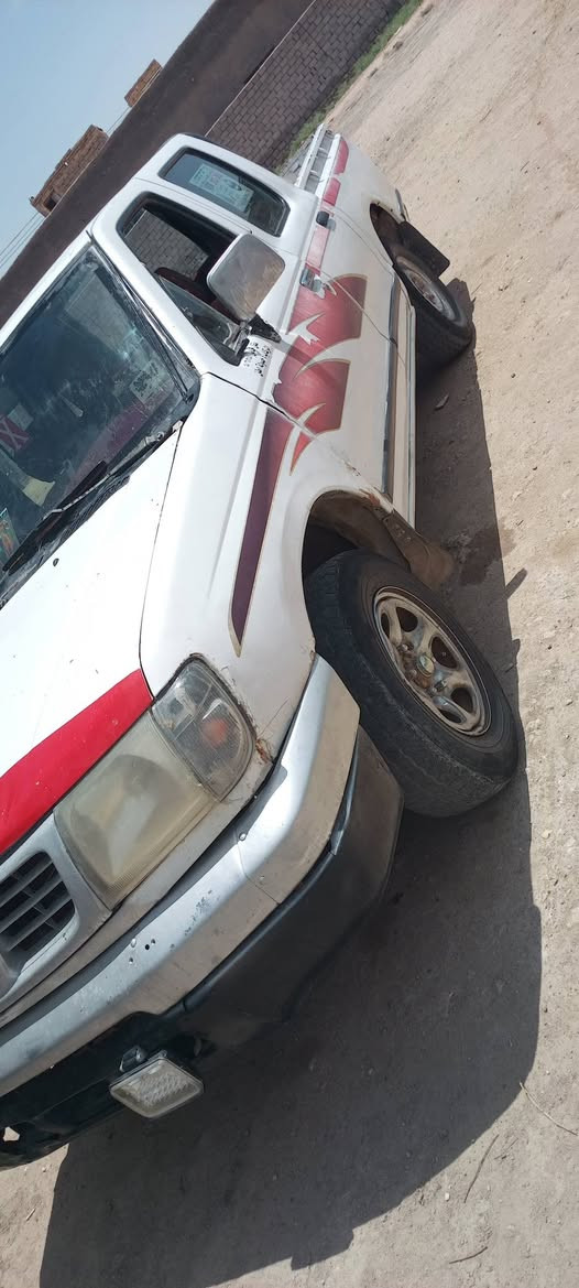 سلام عليكم نيسان اللبيع  مديل 20003 سعر27 بيه مجال ومراوس صير رقم موبايل *********** نتصال
