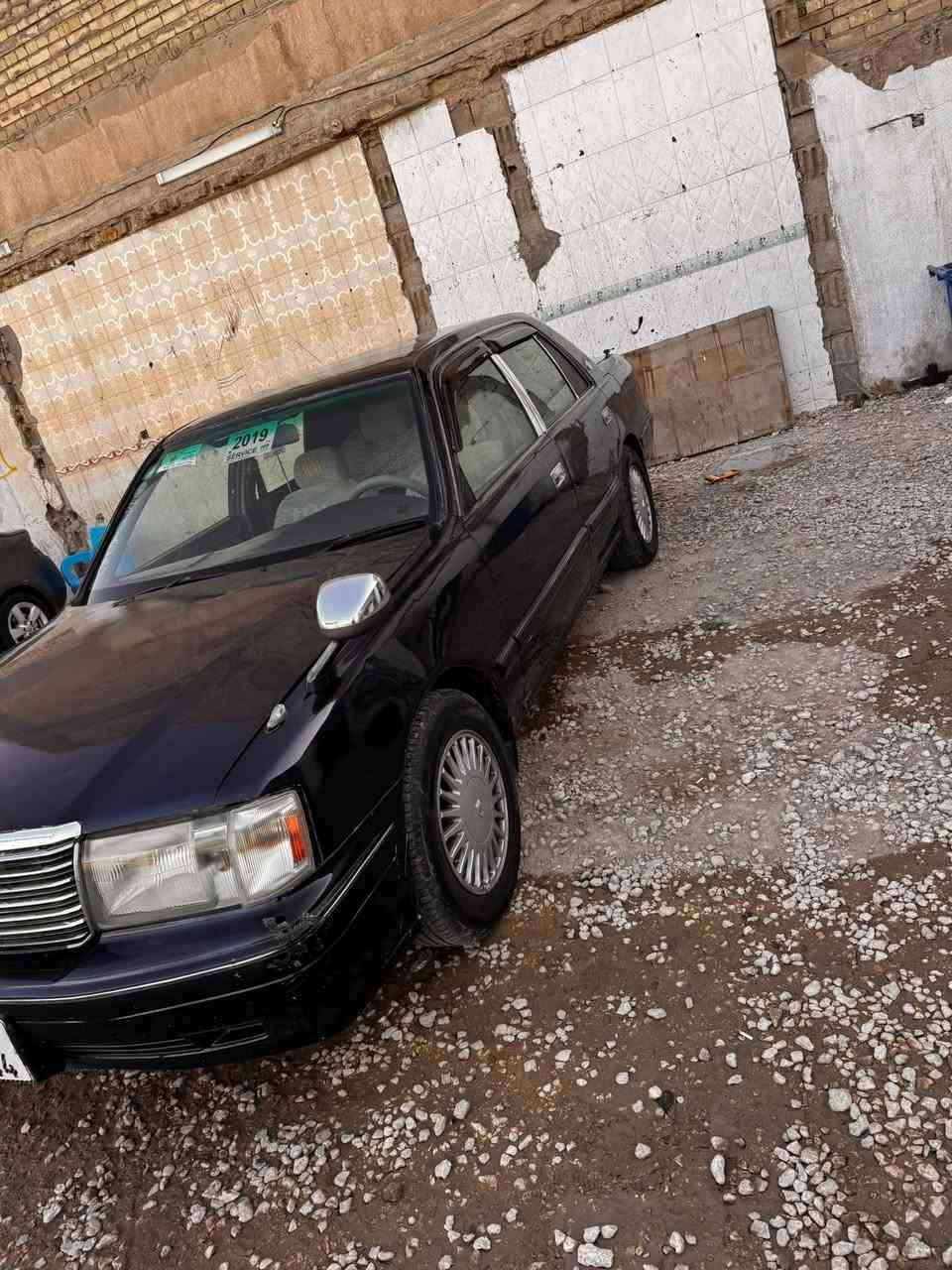 للبيع راس الثور تكم مديل 1998لون حبري مكينه وكير حاويه حداديه جديده تبريد ثلج مكفوله من الكص والنقل رقم دولي بصره مداور ثاني يوم السعر ٧٠بيها مجال الرقم ***********
