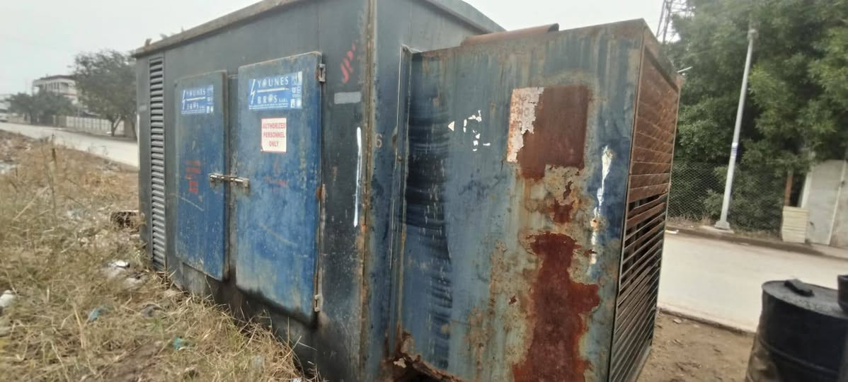 السلام عليكم للبيع كاتم مكان بغداد زعفرانيه سعر 11وبي مجال تواصل) ***********
