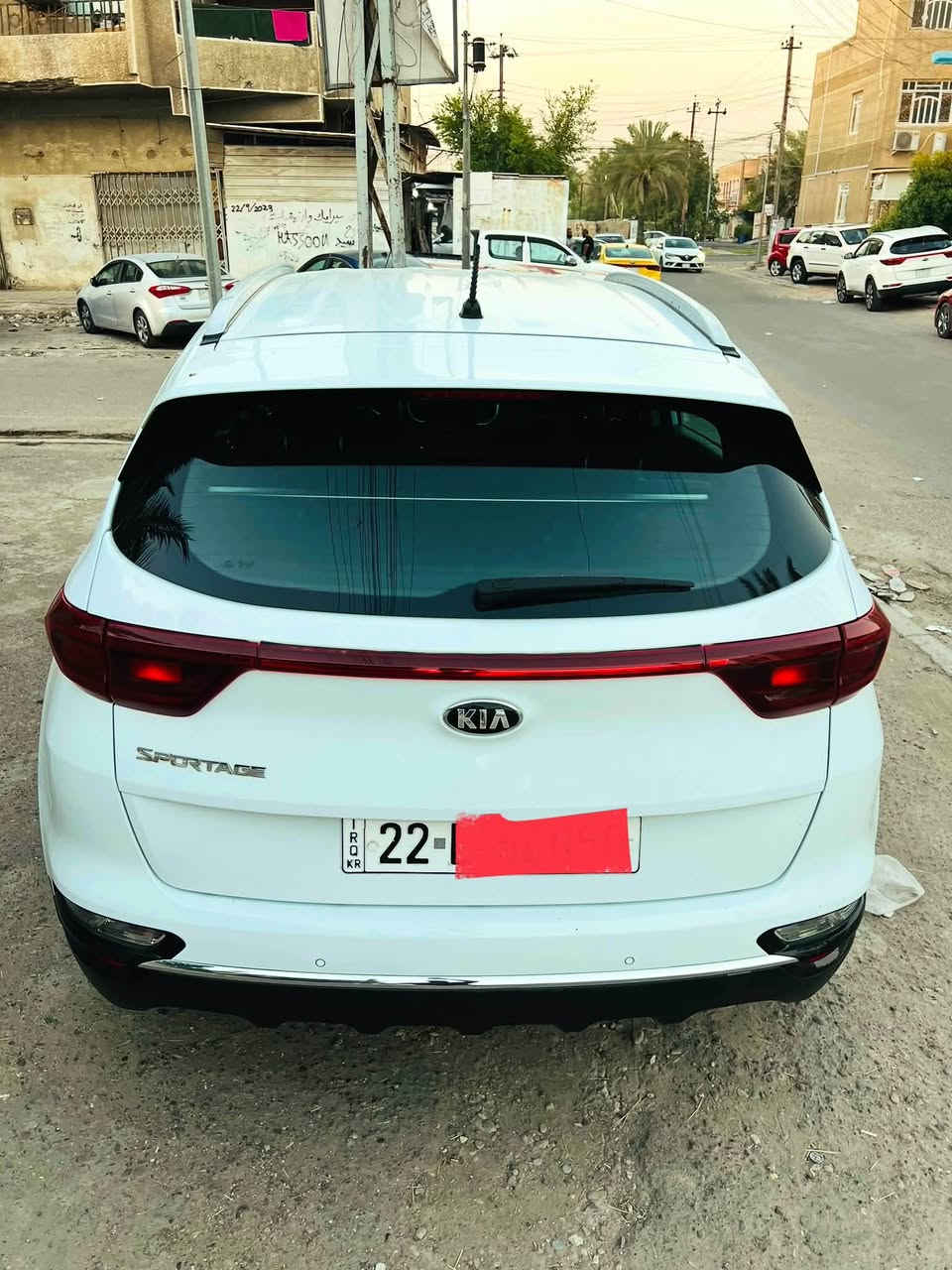 مرحبا . سبورتج خليجي موديل ٢٠٢٠ للبيع رقم اربيل الجديد بأسمي  السيارة مكفوله كفاله عامة ماشية (٧٣) كير ومكرك وصدر وتخم تاير كلهن ع وضع الشركة .مكان السيارة القاهرة  السعر ١٧٧ الاتصال ع ***********
