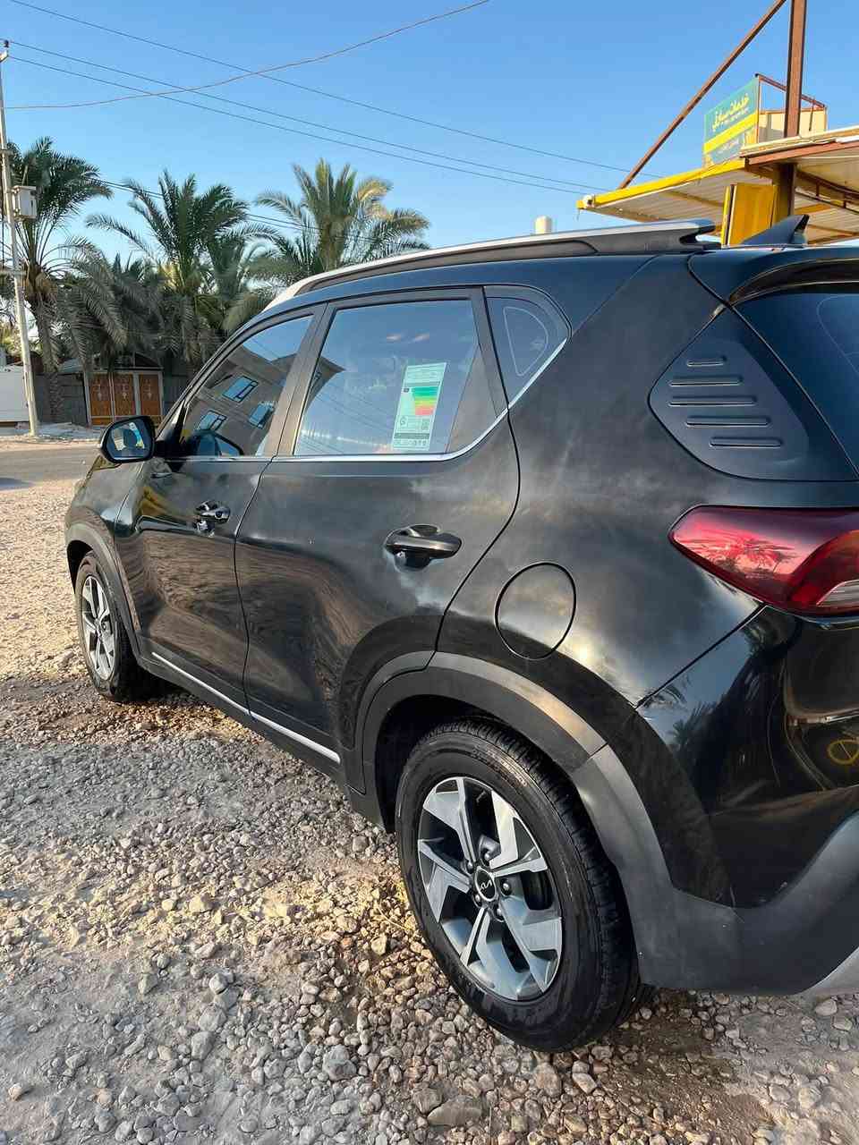 السلام عليكم
كيا سونيت موديل ٢٠٢٣ 
تحكم ستيرن حساس امامي خلفي كامرة
كير مكينة تبريد كفالة 
بيها رش ٣ قطع اثر شخط بدون ضربة 
خليجية السيارة وجاهزة 
حرة تترقم جميع المحافظات 
السعر ١٠٥ 
للاستفسار *********** 
مكان السيارة المثنى ( السماوة )
