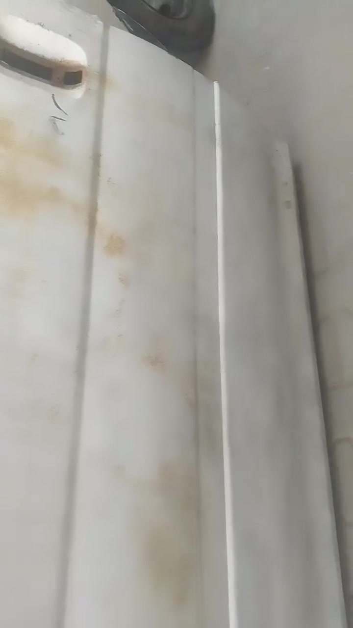 ***********
