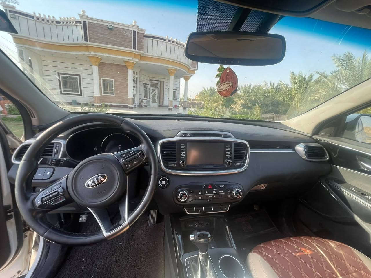 السلام عليكم
للبيع سورنتو 2016فول مواصفات واحد على واحد 

لون ابيضّ صدفي السياره مكفوله كفاله عامه بيها بنيد سرقه من امريكا تبديل بلادي  السياره فول تبريد ثلج ٣ قطع  كشنات كهرباء  محرك ٦سلندر  الباب الخلفي سلايد 

مري شفط  السياره نضيفه وحلوه كلش 

رقم بغداد الجديد السعر :(205)وبيها مجال 

للتواصل 

***********
