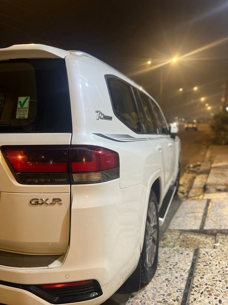 للبيع لاندكروز موديل 2022 رقم اربيل محرك 6سلندر توين تيربو ماشية 47 الف كيلو متر السيارة خليجية مكفولة فول مواصفات للاستفسار الاتصال *********** السيارة بالبصرة
