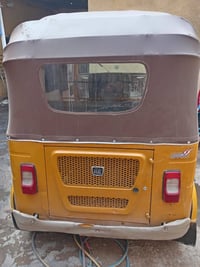 شباب هاي واحد وعشرين مكفولة من الصبغ بس دوس مكينة وكسن مكفولات تبخير و...