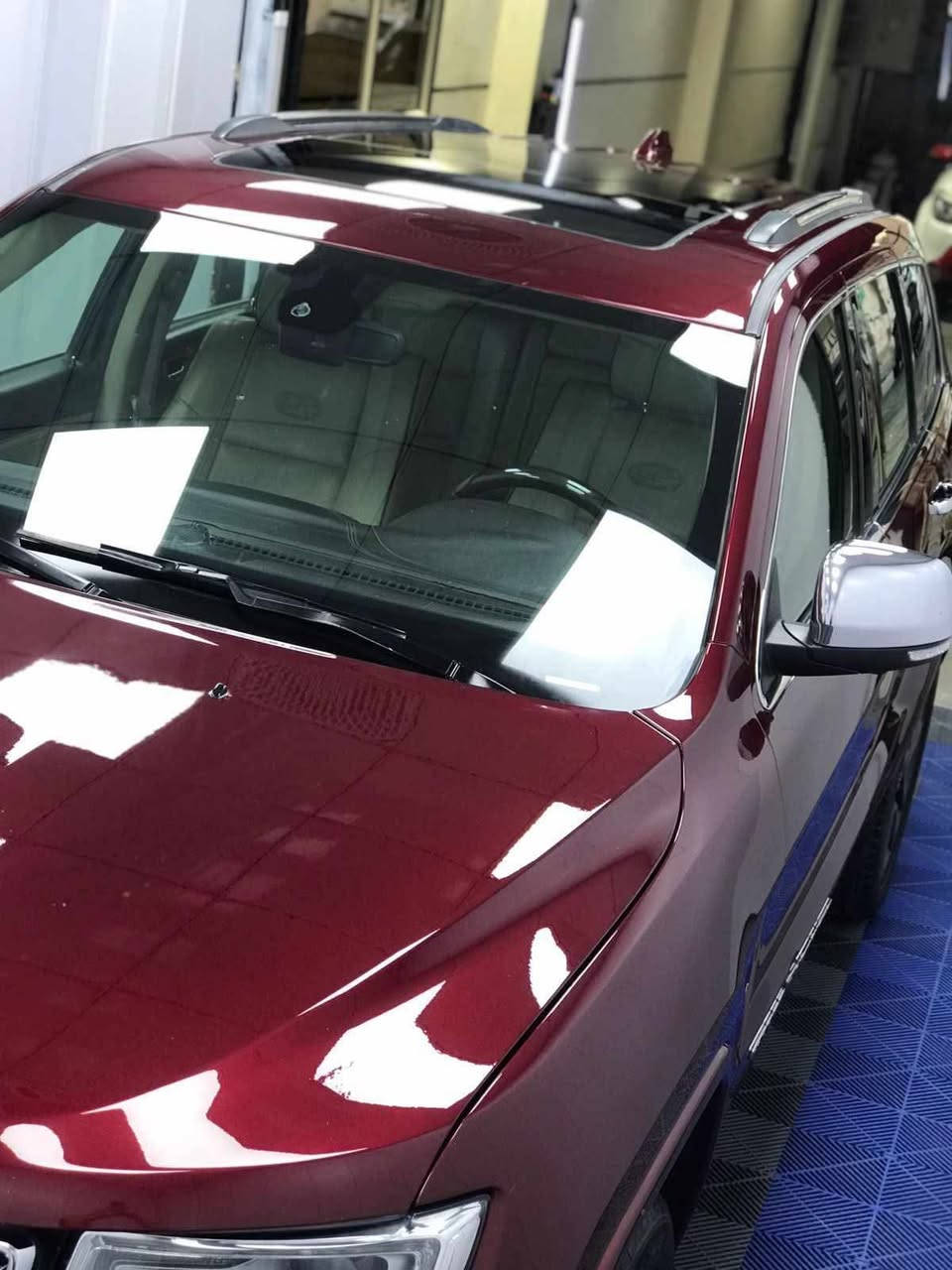 جيب اوفر لاند خليجي موديل 2018 ماشيه 95 الف ميل بيها صبغ بطارف قبغ الجنطه فول موصفات معروفه موصفات الاوفر لاند السعر 265 مكانها صلاح الدين الدجيل
***********
