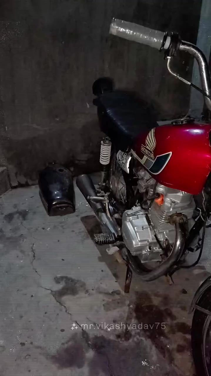 سلام عليكم دراجه نامه شلامجه للبيع أوراق كامله موديل الشاصي 23 ومعمره بل 24 الدراجه شوفت عينك السعر 350 وبيهه مجال مكاني بابل اجبله رقم الاستفسار ***********
