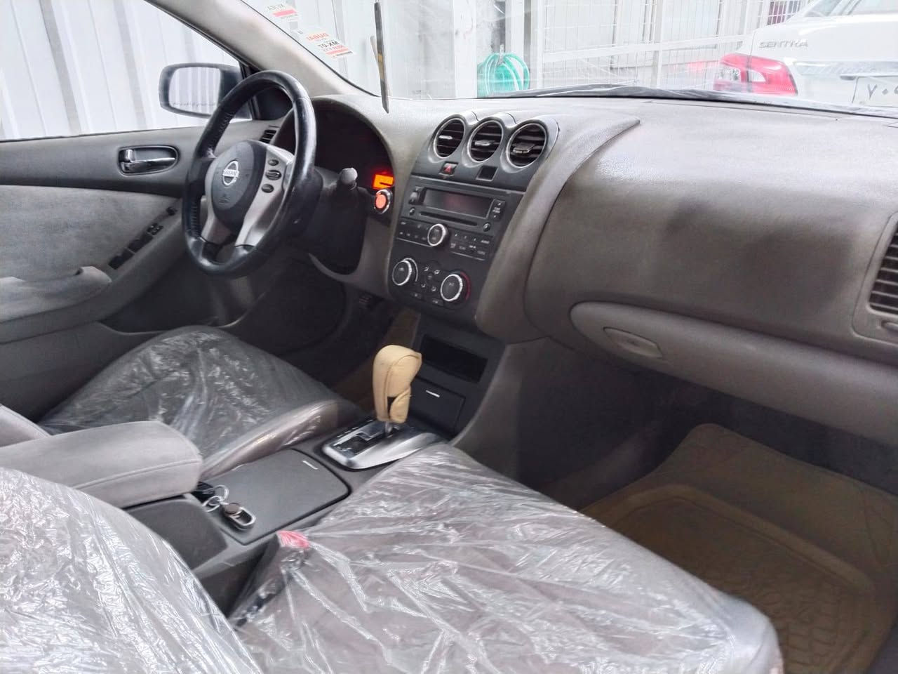 السلام عليكم سيارات اقساط 
العنوان اربيل اقل مقدمه 60 ورقه شهريه ثلاث ورقات لجميع المحافظات بخدمتكم بدون كفيل بدون ماستر فقط السياره تبقى باسمي دحين تسديد مبلغ كلي يلا احول اخوكم ابو صالح اتصال واتساب ***********
