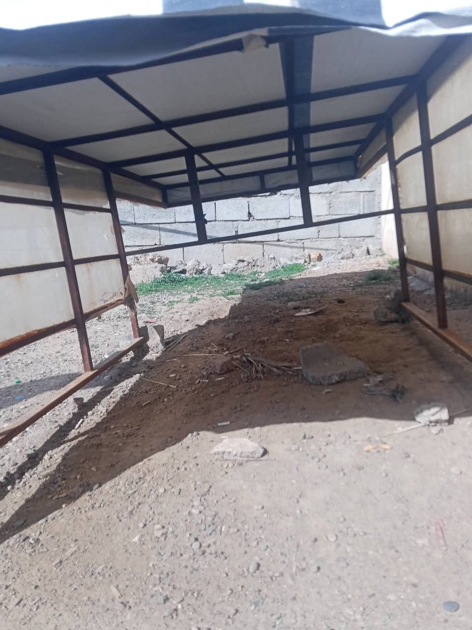 سلام عليكم سقايف اثنين للبيع المكان ناحية السعدية ***********
