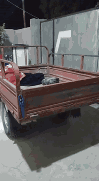 السلام عليكم ستوته رقم واسط الماني للبيع موديل 2011 سنويه صاقطه كهربائيات شغاله خير من الله مال جناي اكسن هوه وتايراته جديد صدر جديد دبلات خلفيه واسط قضاء الموفقيه  السعر مليون وربع وبيه مجال الشراي اتصل وتدلل 

***********
