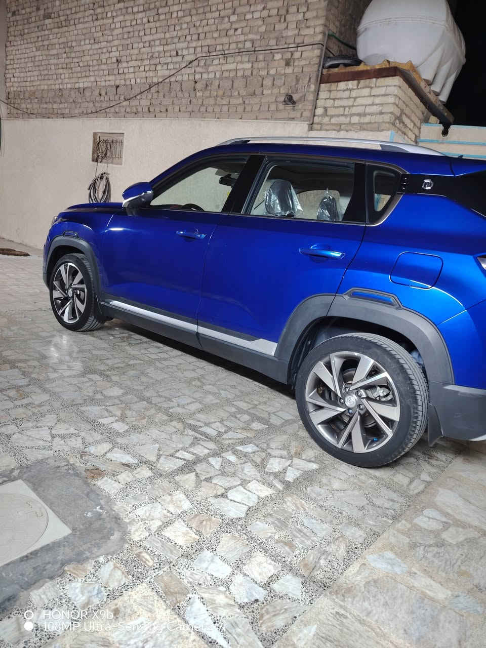 شانجان cs35 بلص موديل ٢٠٢٣ بضمان الشركه بسمي رقم دولي بغداد هزه جديده وأرقام جديده مستلمها علئ أيدي من الشركه السياره مكفوله كفاله عامه من الدعاميه لدعاميه والسونار موجود ويه الصور بيها شخطات جدا بسيطه سلايد رؤوف حساسات كشنات كهرباء تشغيل عن بعد تقفيل ذاتي تبريد امامي خلفي ثلج رادار كاميرات ٣٦٠ منافذ يو اس بي وبعد بيها هواي شغلات ٢ سويج ريمونت كونترول كتلوك الشركه وياها السبير منازل ماشيه السياره ٥٢ الف فقط بيع او مراوس بسياره أحدث والسياره ترايها الاربيل روحه ورجعه وعلئ شرط تمشي ١٨٠ سعرها ١٣٨ ورقه رقمي *********** دبل صالنصه تقفيل ذاتي كشنات جلد جوزي مانع انزلاق ويل كب حجم ١٨ والسياره دينار متصرف عليها جديده جدا
