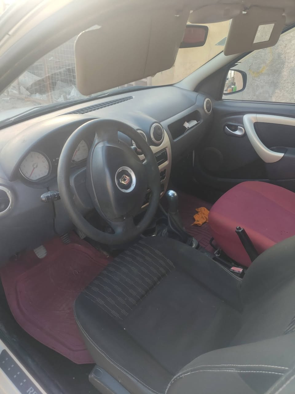 سلام عليكم رينو لوكان سبعه راكب مديل 12 بسمي رقم بصره دولي تخم تاير سير كفالة عام مكن
نجف الرضويه ***********
