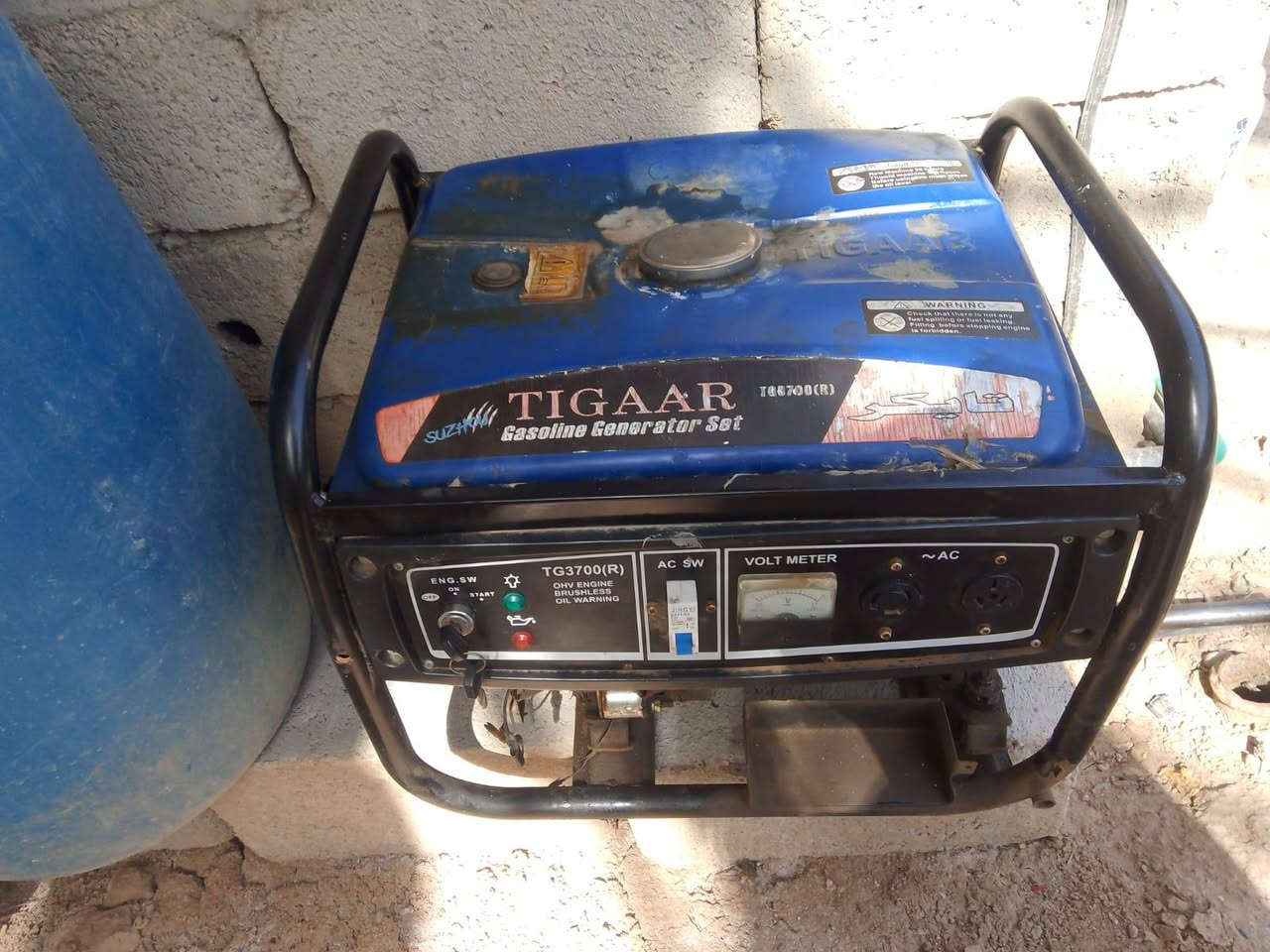 السلام عليكم مولد تايكر للبيع شغال 12امبير لتريده تراسلني خاص او يتصل ***********
