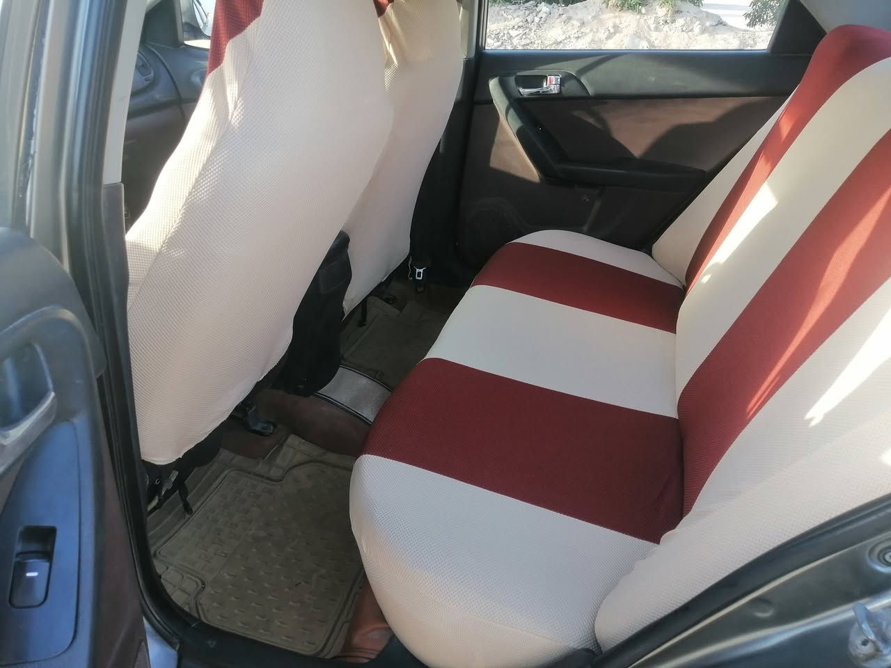 سلام عليكم سيراتو 2013 الرقم مثنى مشروع وطني بابين وجاملغ فقط رش بدون دواخل سياره جاهزه حداديه وتبريد جاهزه وكير مكينه جاهزه خير من الله السعر 80 ورقه المكان نجف ***********
