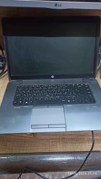 حاسبة HP • كوراي فايف • النجف