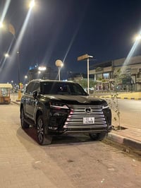 لكزز 700 • بلاتينيوم • ١٠٠٠٠ كم