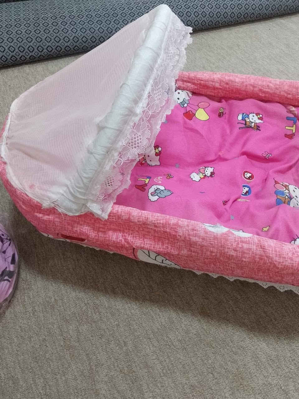 كاروك سعره 85 مستخدم 5 تيام 
وللو سعره 10 

***********
