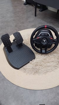 دركسون Thrustmaster T128 • للXbox وPC • جديد غير مفتوح